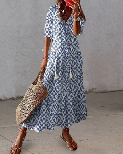 Drune - Maxikleid im Boho-Ikat-Print mit Quastenbändern | Lässiges Maxikleid im Bohemian-Stil mit V-Ausschnitt