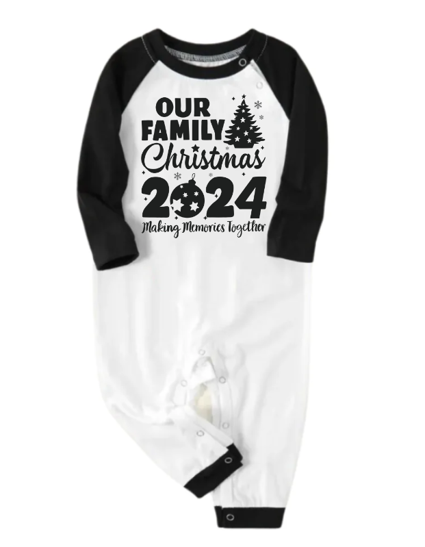 Drune | Weihnachtsbaum & "2024 Erinnerungen Gemeinsam Schaffen" Gemusterte Schwarze Ärmel Kontrast Tops und Schwarz- und Grünkariert Hose Familientreffen Schlafanzug Sets Mit Hundebandana