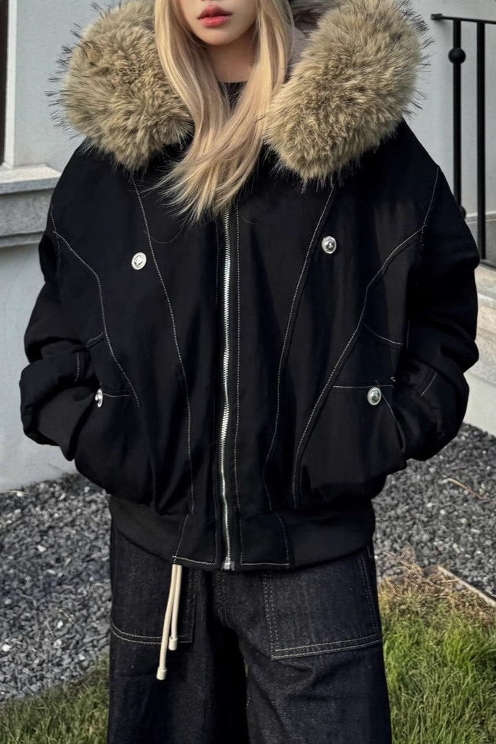 Drune | Kurze Puffer Jacke mit Fellkragen