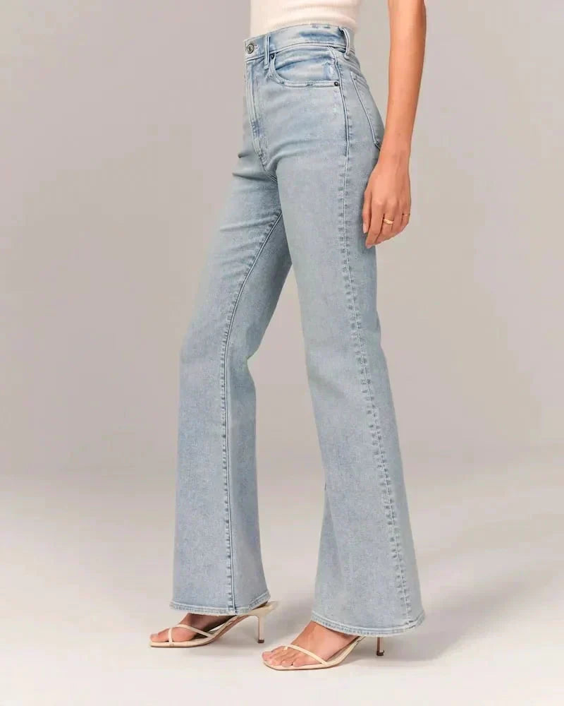 Drune | Bootcut Jeans mit Shaping-Effekt