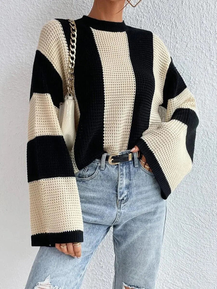 Drune | bicolor Strickpullover mit weiten, lässigen Ärmeln