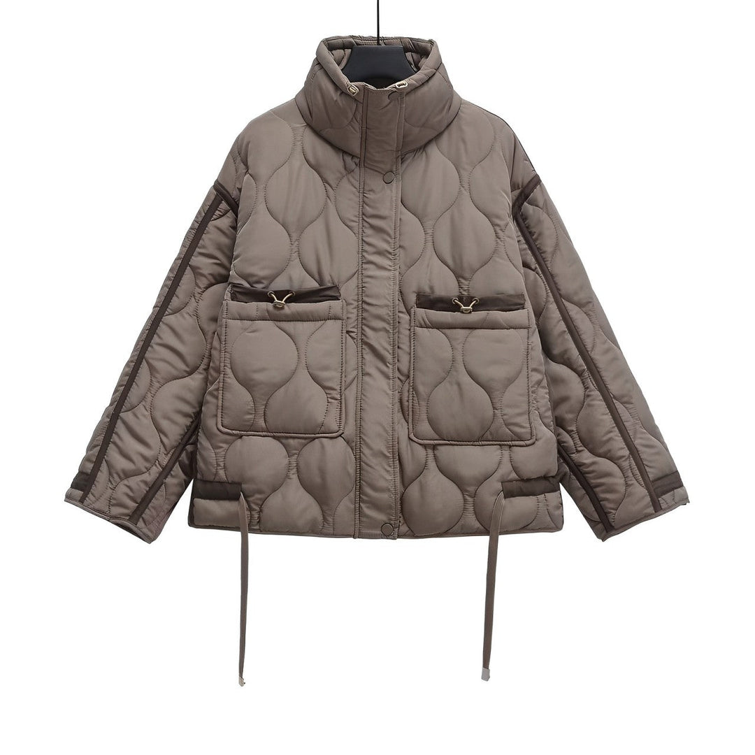 Drune | Baumwolljacke in Hüftlänge mit Stehkragen und Kordelzug