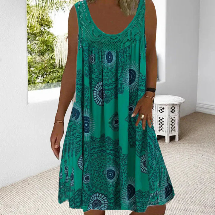 Drune | Ärmelloses Kleid mit Lebendigem Boho-Print