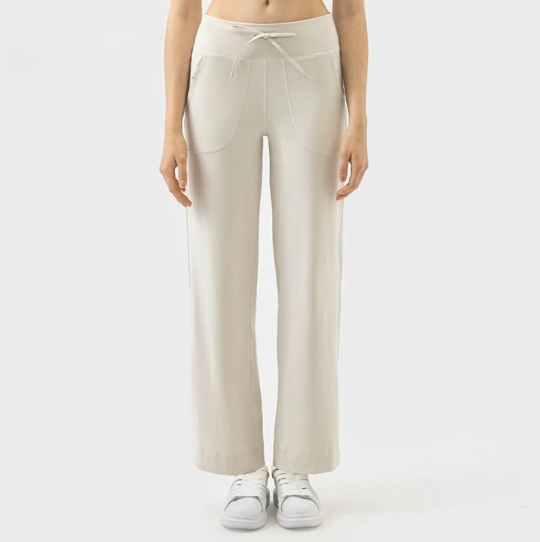 Drune | Hochelastische Yoga-Sporthose mit Kordelzug