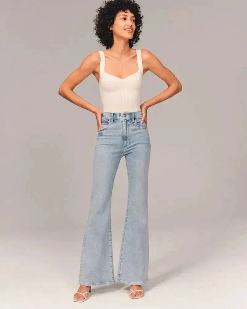 Drune | Bootcut Jeans mit Shaping-Effekt