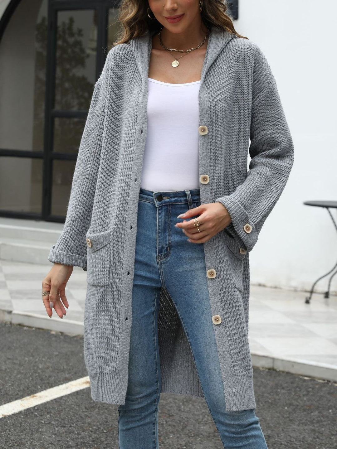 Drune | Lange Strickjacke Knopfverschluss Zeitlos und Bequem