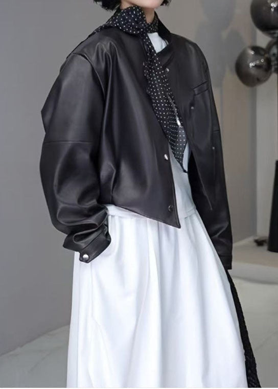 Drune | Muse - Cropped Fauxleder Snap Jacke