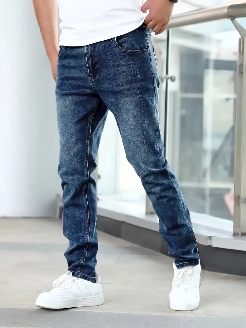 Drune | Jeans in lässigem, stylischem Design