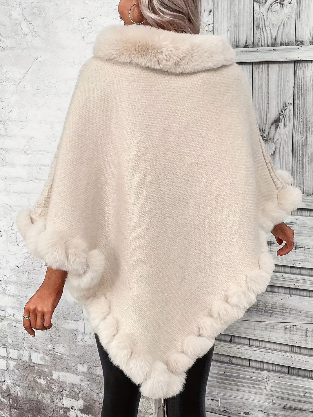 Drune | Poncho mit Pelzdetails Acrylmix Elegante Struktur