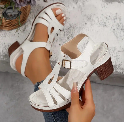 Retro-Sandalen mit Blockabsatz und verstellbarem Riemen Drune Drune