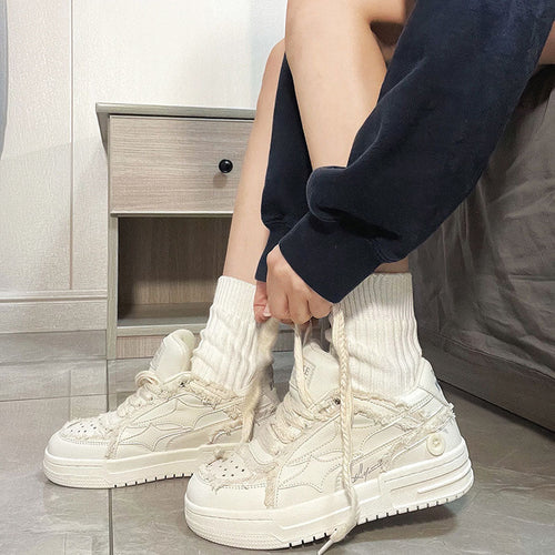Drune | Hochwertige Y2k Sneaker in Gebrochenem Blau