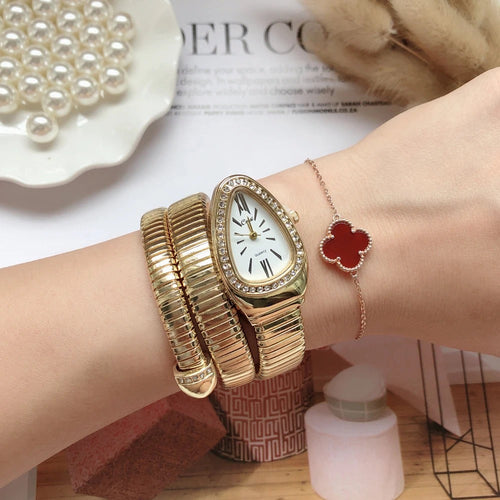 Drune | Luxuriöse Goldene Wickelarmbanduhr