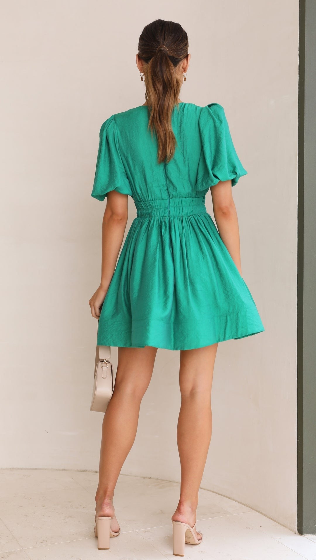 Drune | Minikleid mit V-Ausschnitt und Puffärmeln für Damen