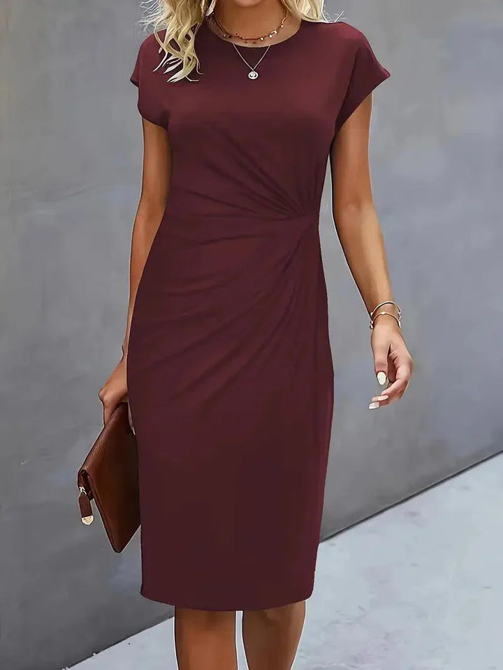 Drune | Stilvolles Schmales Kleid Mit Rundhalsausschnitt