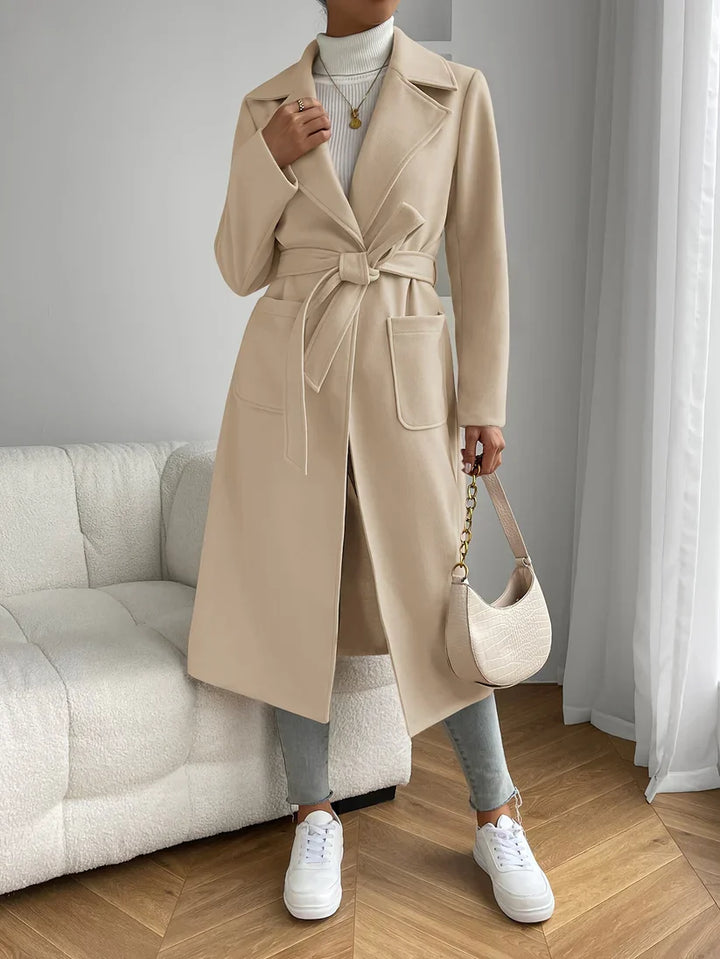 Drune | Trenchcoat mit aufgesetzten Taschen, langer Länge und Uni-Farbe sowie langen Ärmeln für Damen - Perfekt für den Alltag