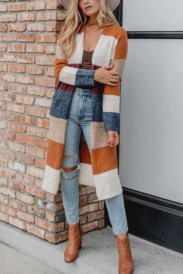Drune | Gestrickte Strickjacke mit offener Vorderseite und Farbblock