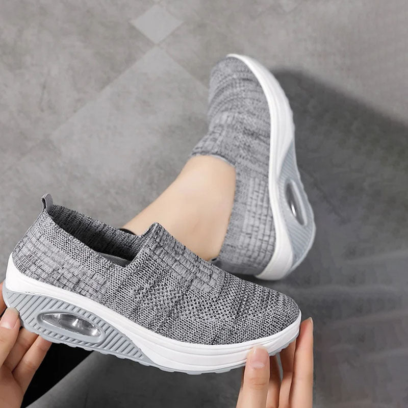 Drune | Atmungsaktive Slip on Sneaker Mit Ergonomischer Sohle Für Damen