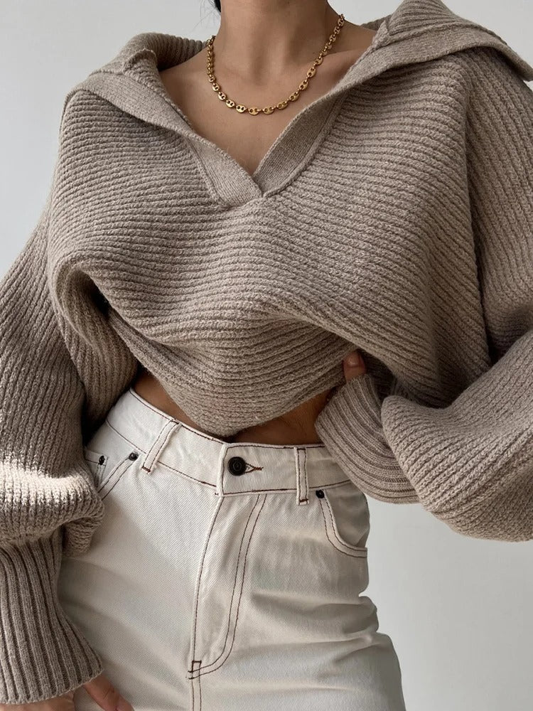 Drune | Cozy knitted sweater with lantern sleeves and open collar