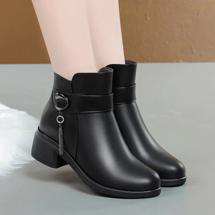 Drune | Damen Echtes Leder Metall Schnalle Samt Stiefel
