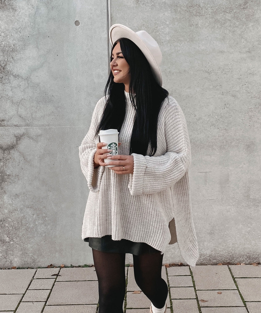 Drune | Cozy oversized knit sweater in soft beige