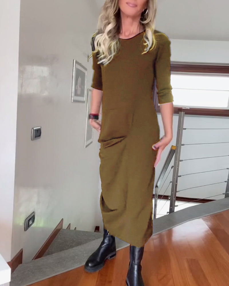 Drune | Elegantes Plissiertes Kleid in Volltonfarbe mit Rundhalsausschnitt