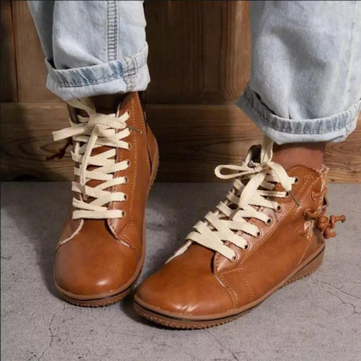 Drune | Stylische Leder Sneaker Mit Schnürsenkeln