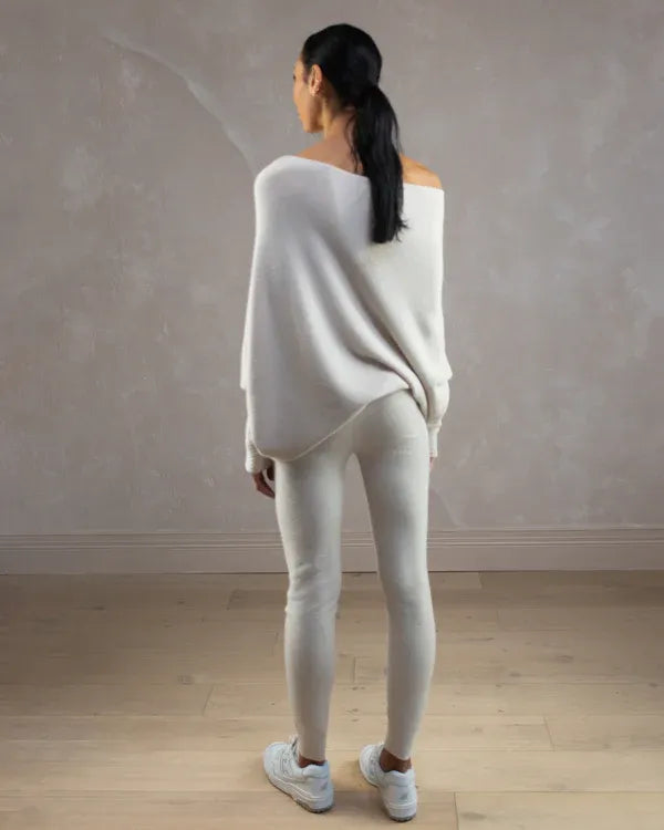 Drune | Asymmetrischer Damenpullover mit eleganter Drapierung