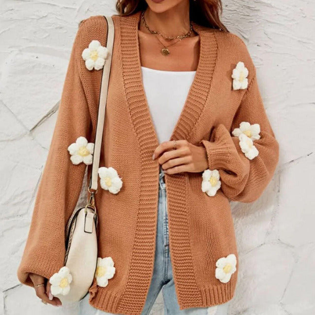 Drune | Strickjacke mit 3d Blumendekoration