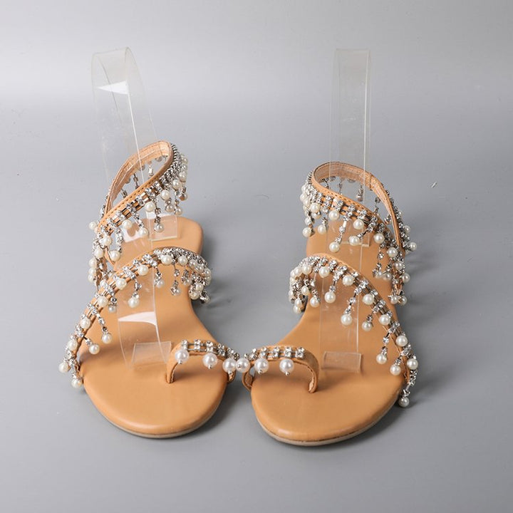 Damen nan opulente Perlen-Riemchensandalette mit hängender Schmuckborte, filigraner Zehenlasche und gepolstertem Komfortfußbett Drune