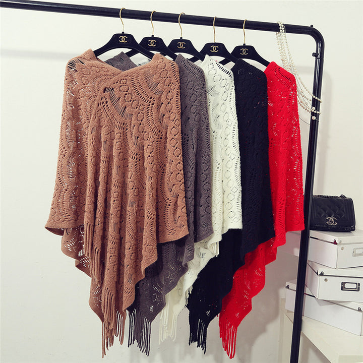 Damen Strickponcho mit fransigen Details und luftiger Lochstruktur Drune