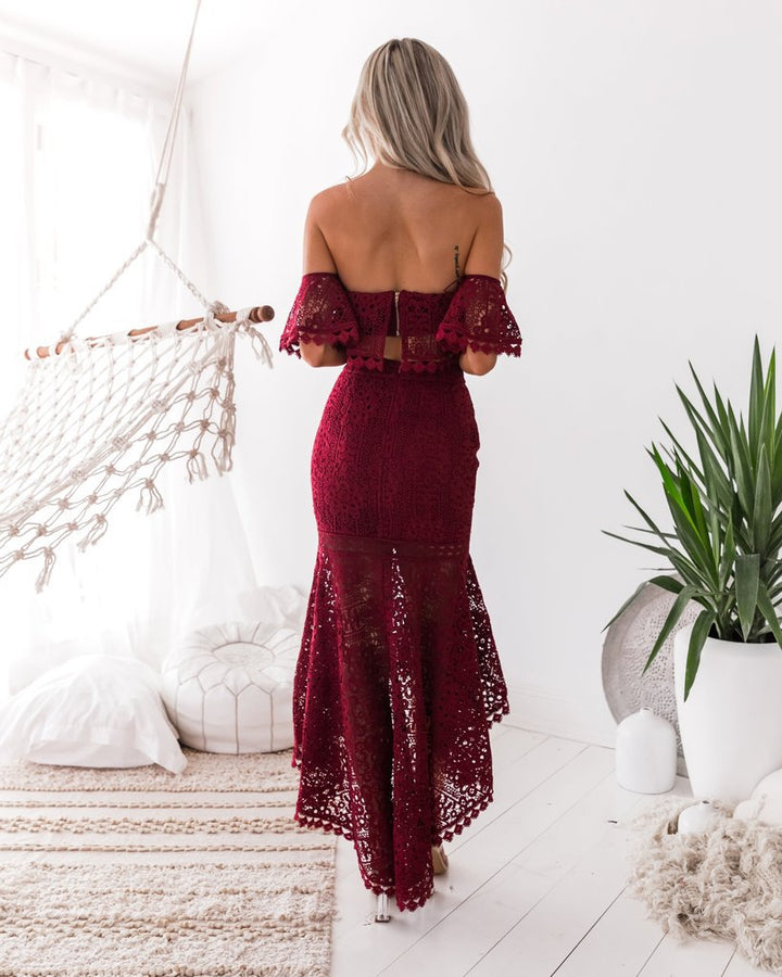 Drune | Spitze Off-Shoulder Crop Top Hoch Niedrig Rock 2-teiliges Set