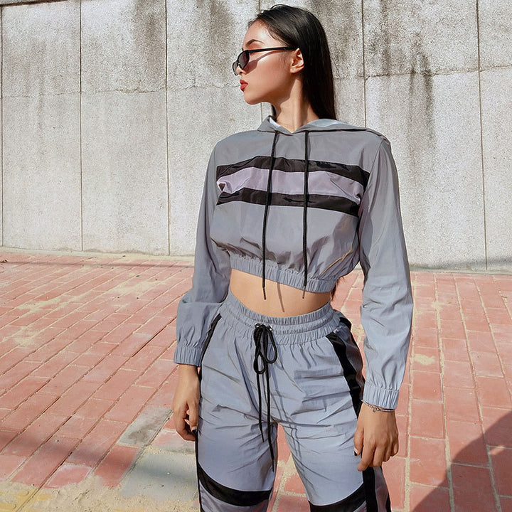 Damen Cropped Hoodie mit sportlichem Streifen-Design Drune