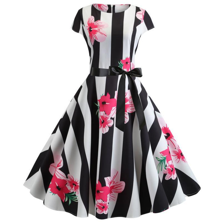 Damen  Vintage Stil Swingkleid mit floralen Mustern und tailliertem Design Drune