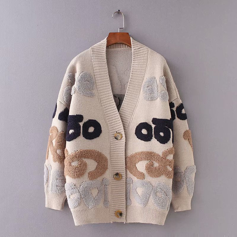 Damen Strickjacke mit buntem Design und großen Knöpfen Drune