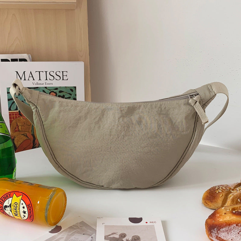 Drune | Halbmondförmige Tasche