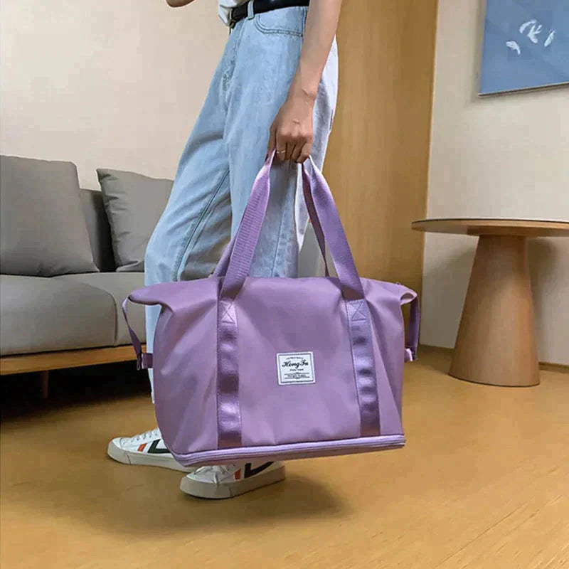 Wasserdichte Reisetasche mit viel Stauraum