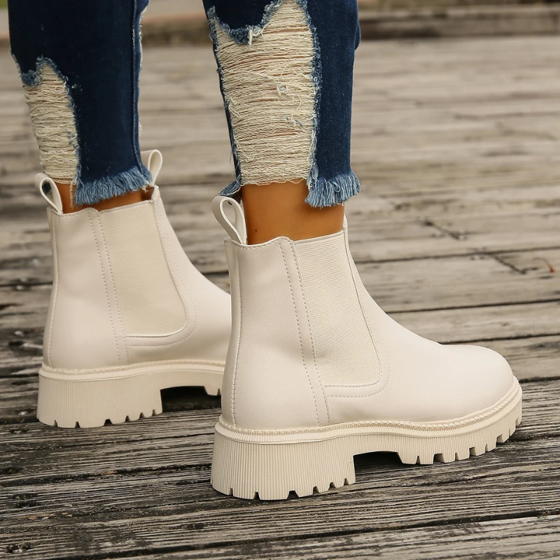 Drune | Damen Chelsea Boots aus Leder mit Zugschlaufen