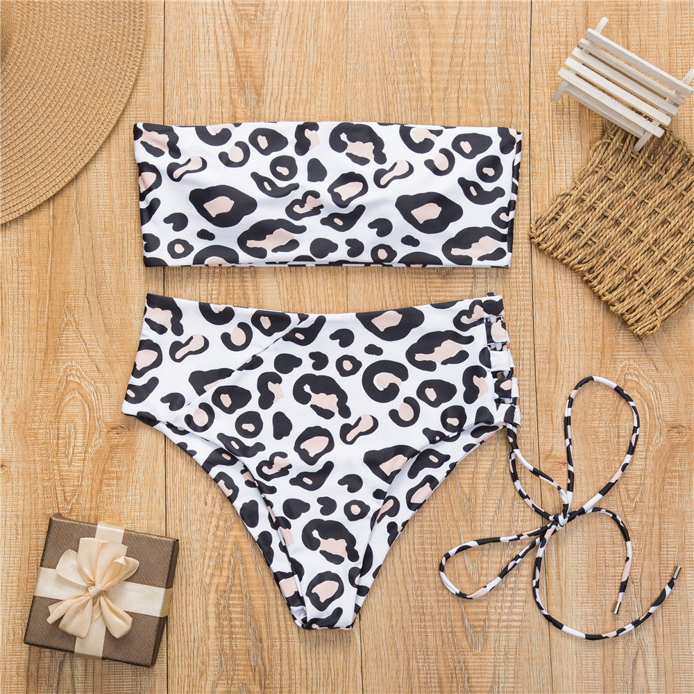 Damen Bandeau-Bikini mit hohem Taillenbund Drune