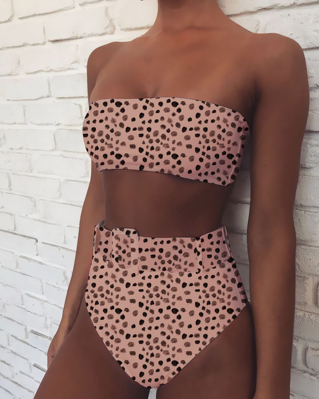 Damen Bandeau-Bikini mit hochtaillierten Hosen Drune