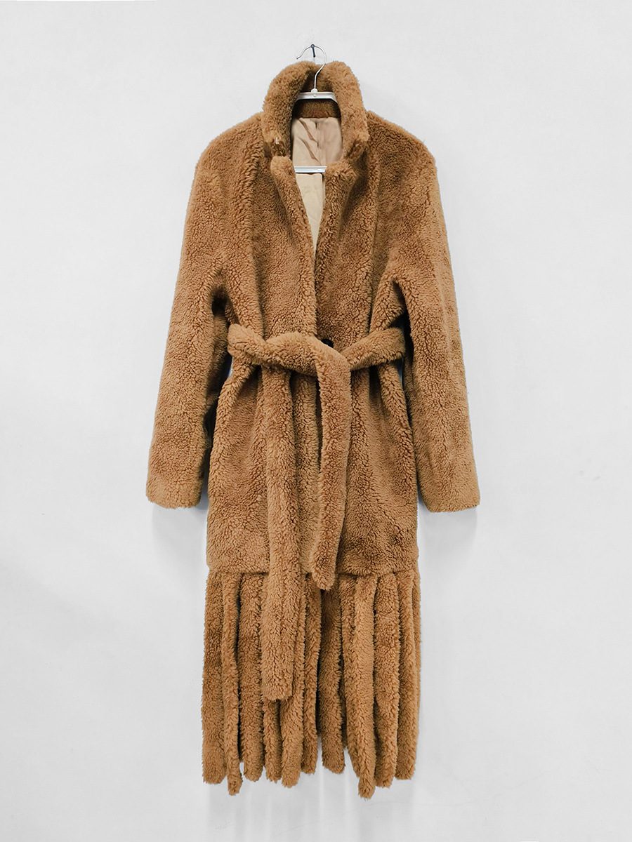 Drune | Kunstpelzmantel mit Fransen-Saum - Aussagekräftige Outerwear - Plüsch Kunstpelz - Herbst- & Wintermode
