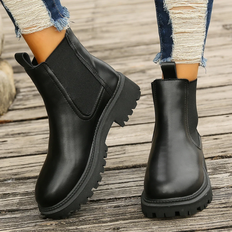 Drune | Damen Chelsea Boots aus Leder mit Zugschlaufen