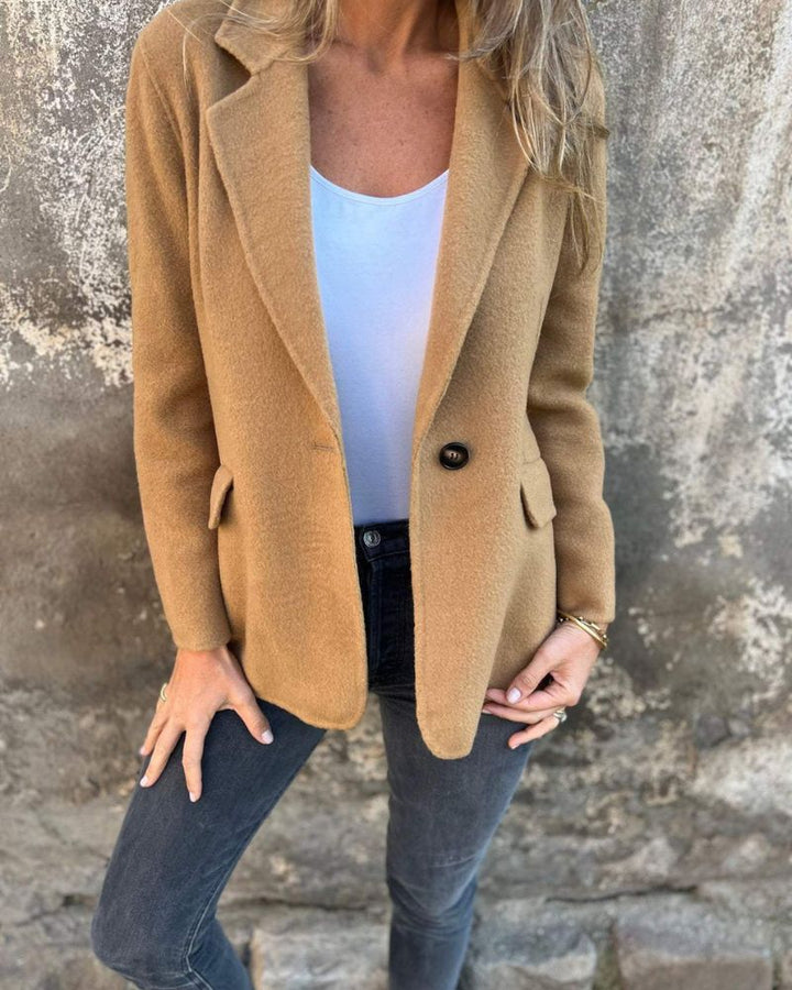 Drune | Klassische, Leicht Taillierte Jacke für Damen
