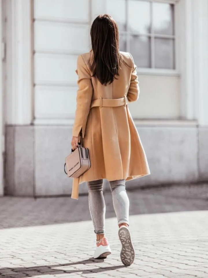 Drune | Taillierter Trenchcoat für Frauen Herbstkollektion