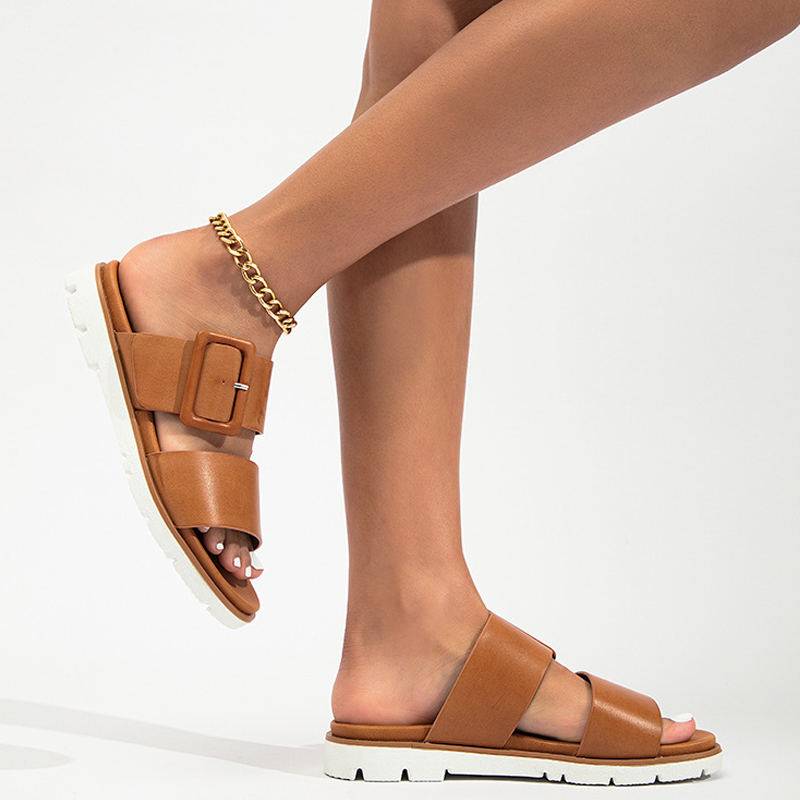 Drune | Lässige Absatzsandalen