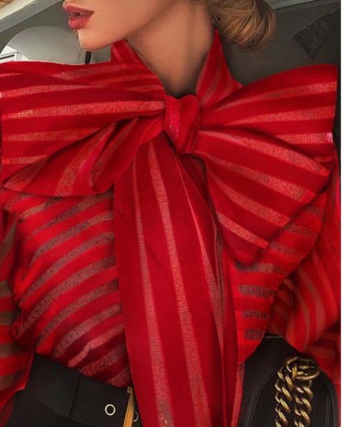 Damen Bluse mit extravaganten Rüschen und eleganten Streifendetails Drune