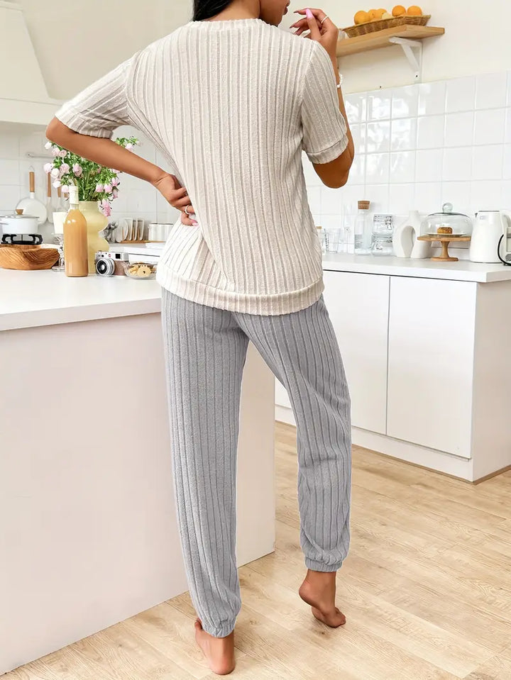 Drune | Gerippte Loungewear-Set