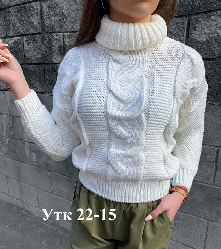 Damen Strickpullover mit Rollkragen und Zopfdesign Drune
