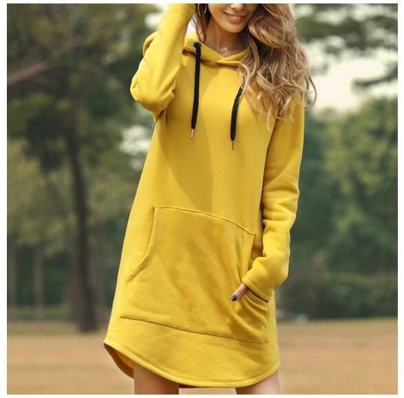 Damen nan Kapuzenkleid aus Sweatstoff, oversized Schnitt mit Kängurutasche Drune