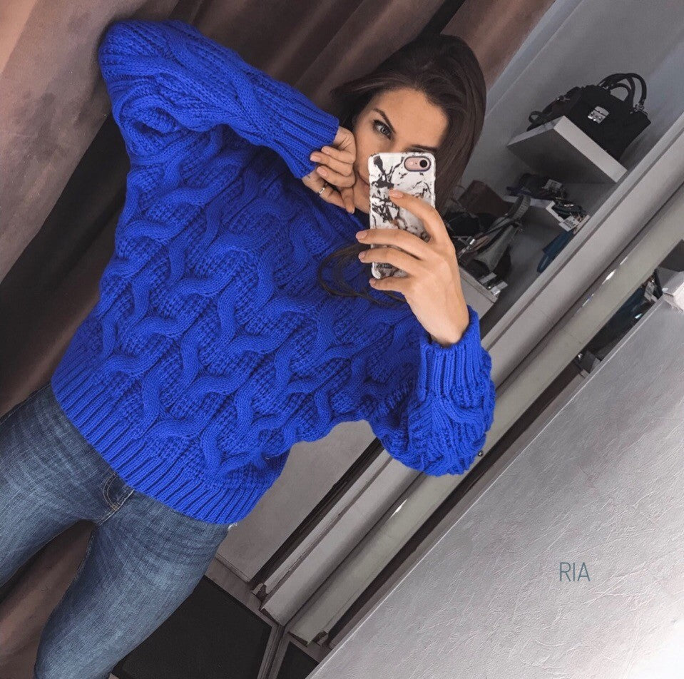 Damen Grobstrickpullover mit hochgeschlossenem Kragen und detailreichem Zopfdesign Drune