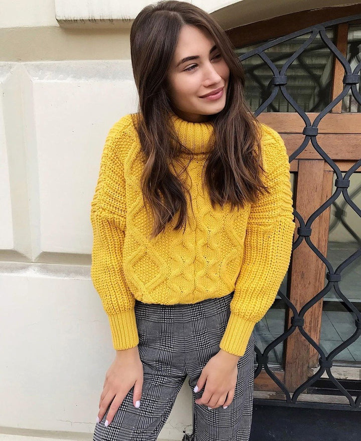 Damen Grobstrickpullover mit hohem Kragen und strukturiertem Zopfdesign Drune